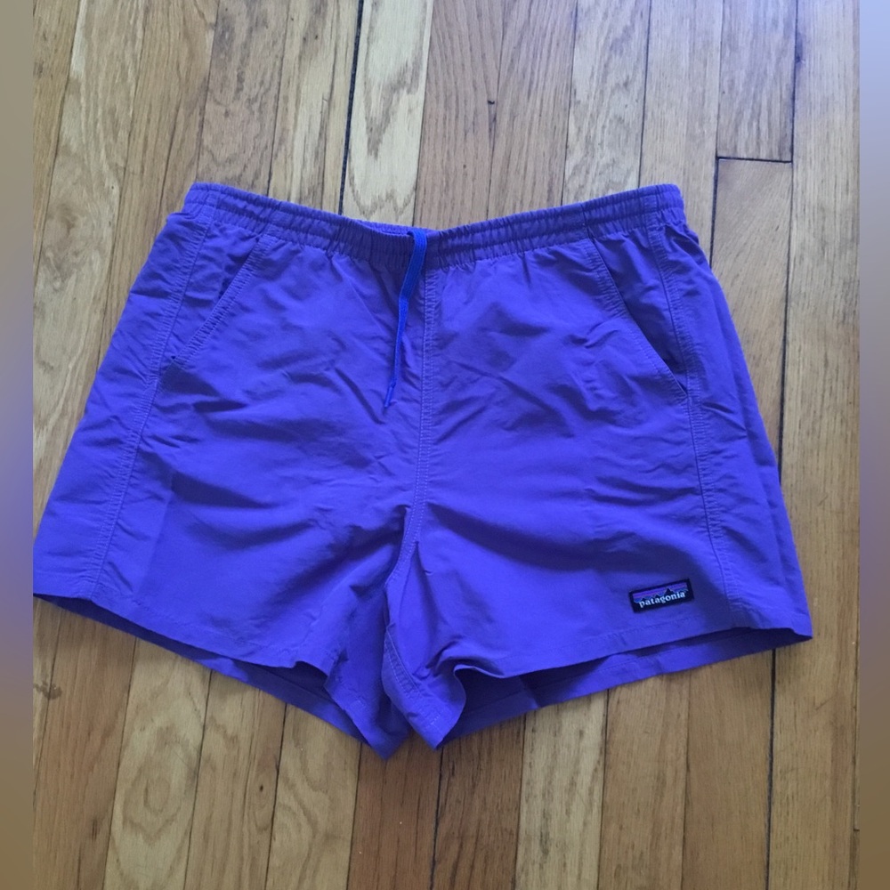 Patagonia Women’s baggie Shorts Purple medium